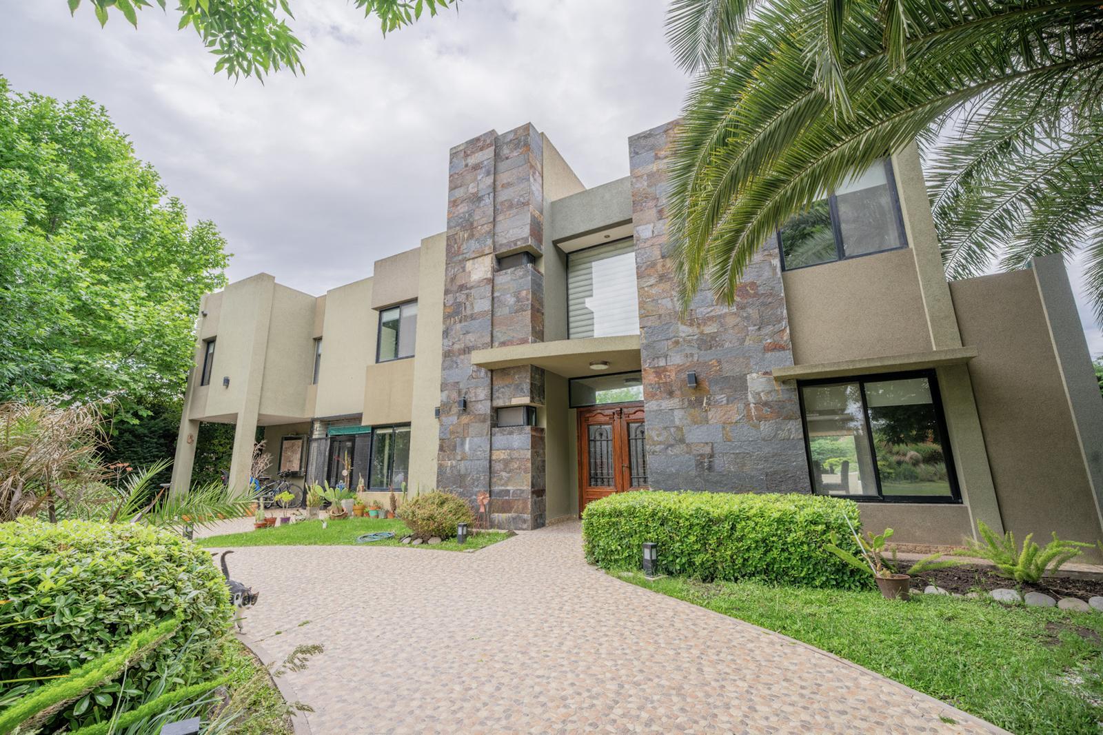 6582285_20056552730734588651275916631738090090729021054230211760190525716813696721047