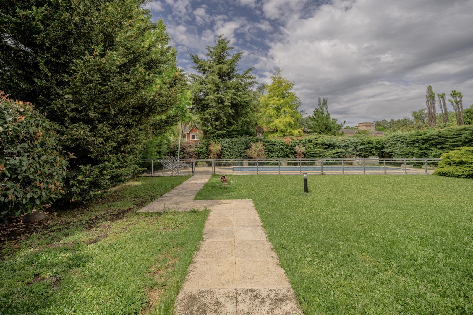 6582285_35822074230304040233112182852386321076642204203126222061583069939830330272353