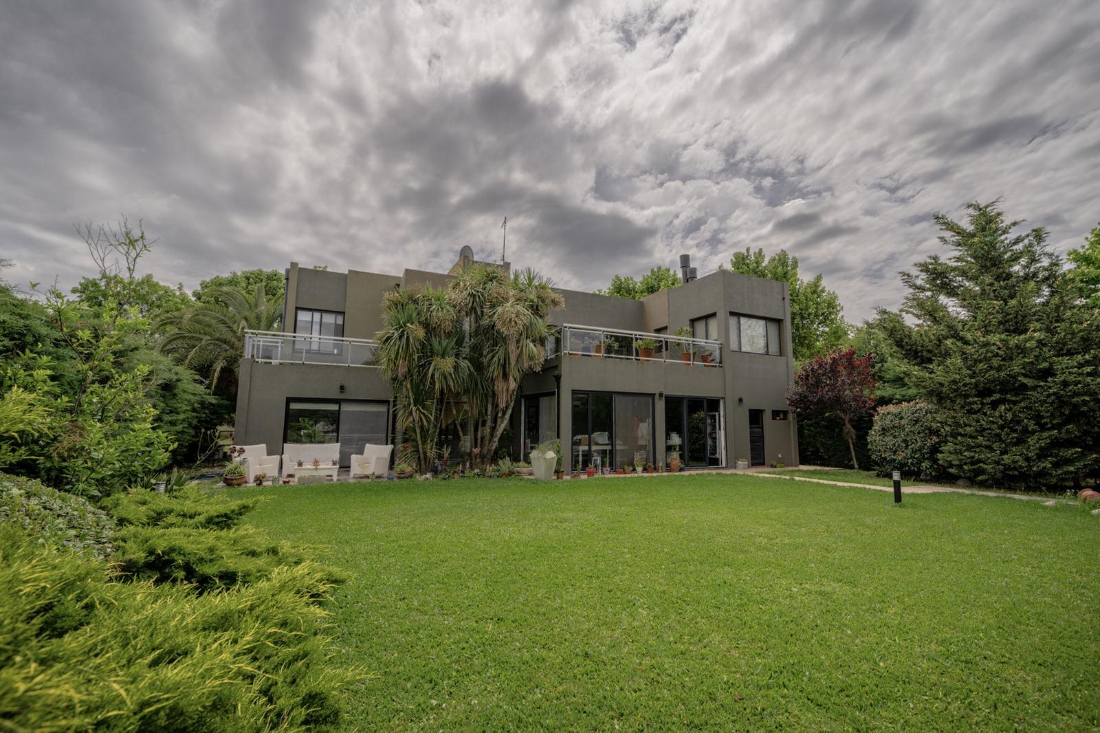 6582285_84544118221837615803511313747637466900506018430822487065844625143020487989279