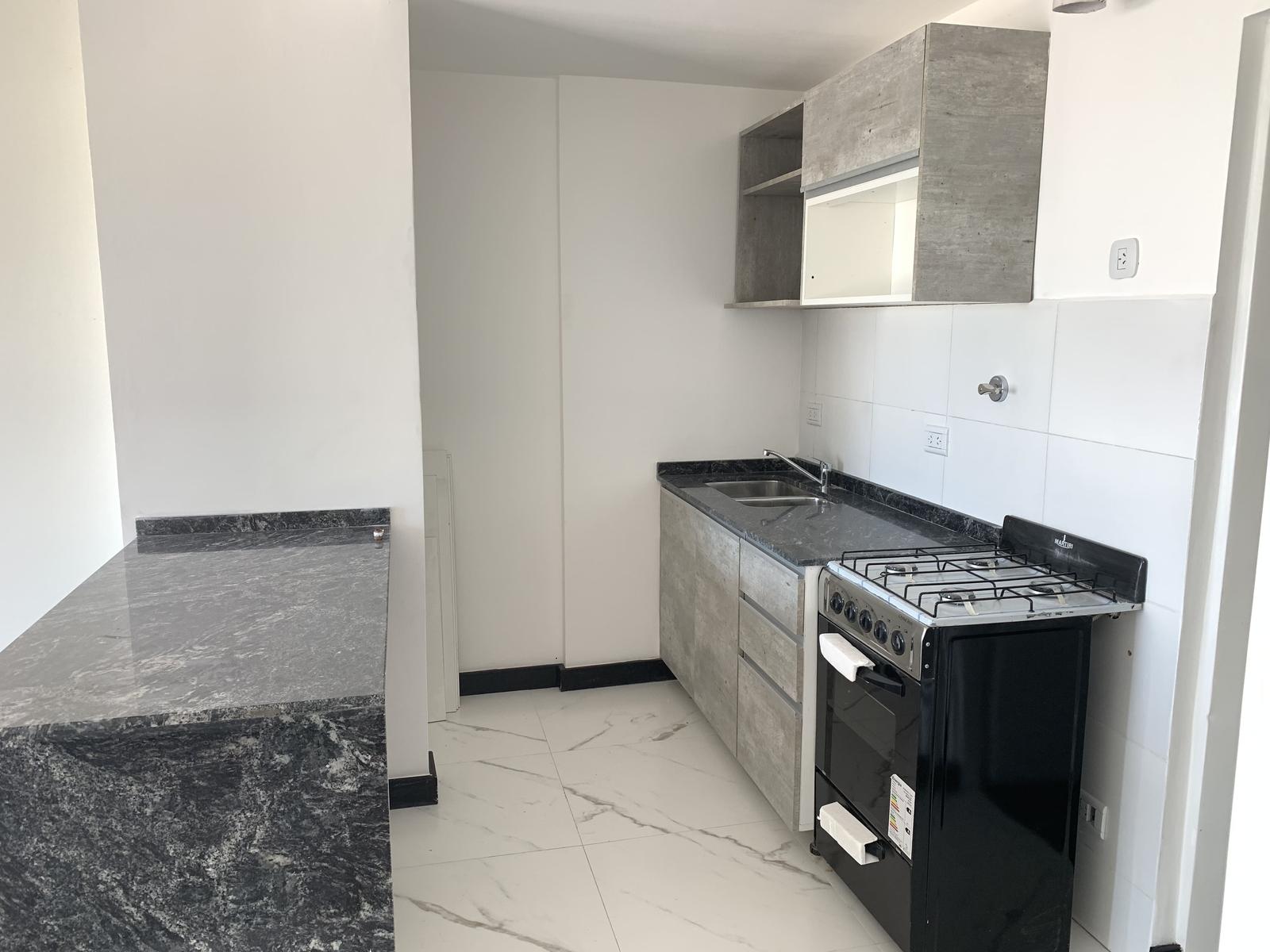 6617970_34088394662165670329476870606476299691898245626022855747411281022047823244699