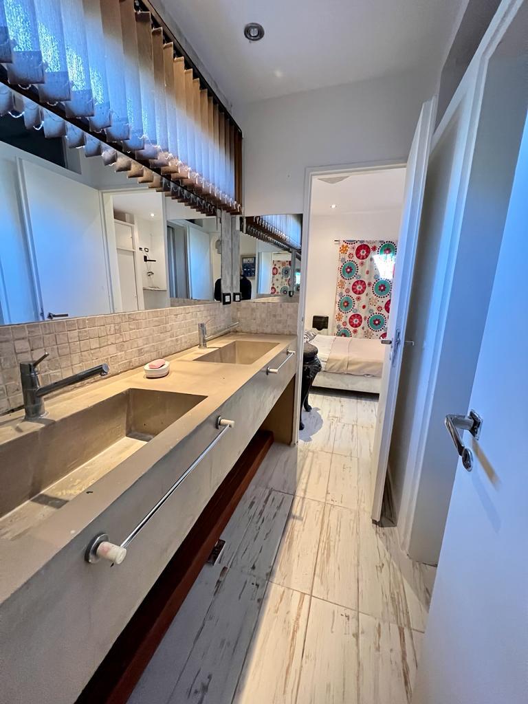 6667587_24804878943894424455756715789566719756928400696801568855958087918074355369703