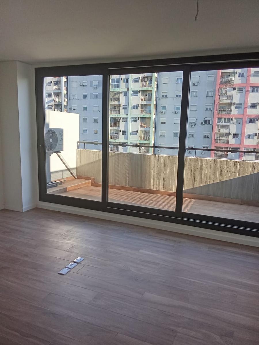 7165836_18580105778158452055885076742915222476040210707566326961020106946863456320331