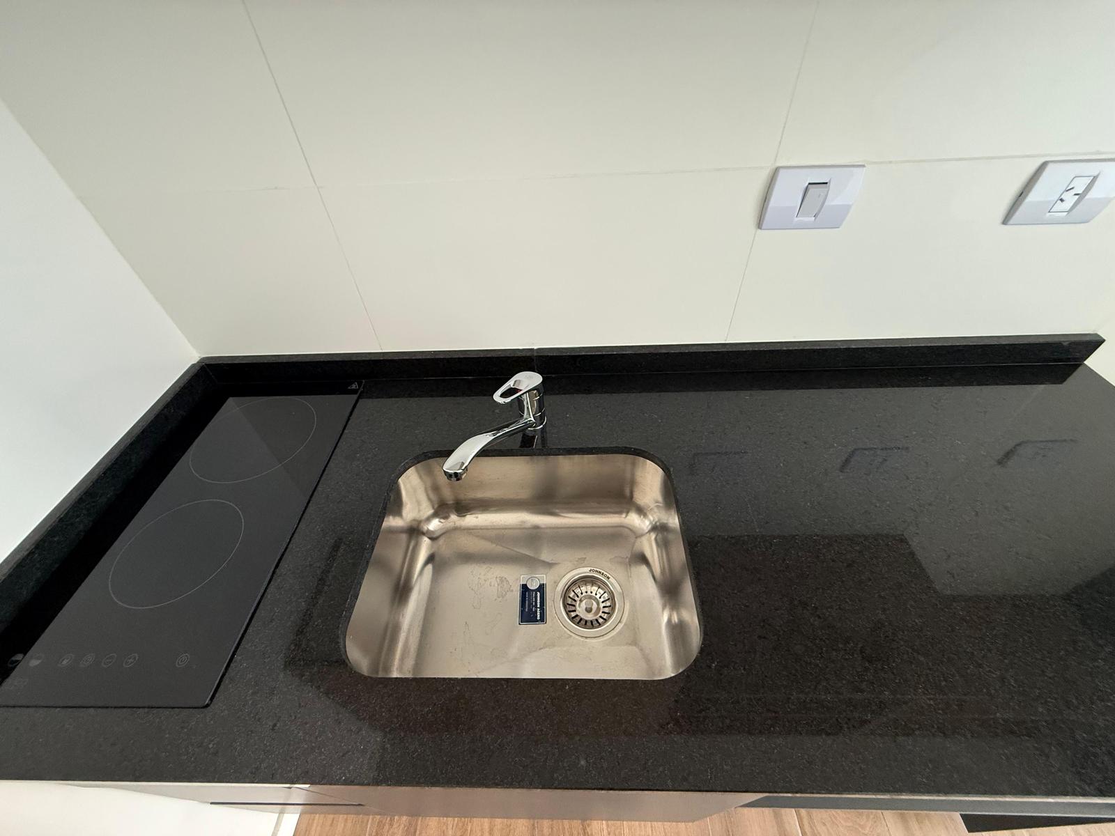 7165836_27905092463109347506495682027720777012175233581240908494653977350458591717325