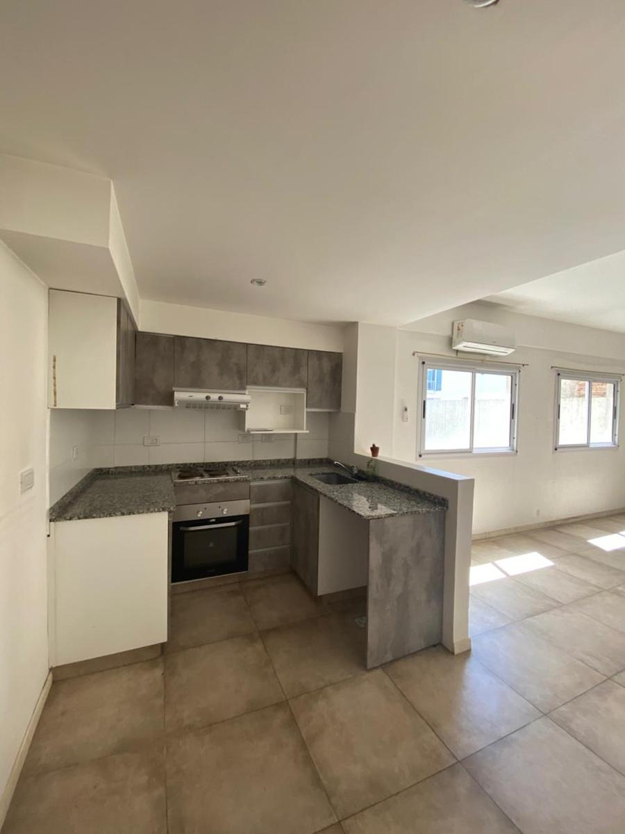 7530937_90239418138481054648805676324333826941449640639722660634893905751581307193871