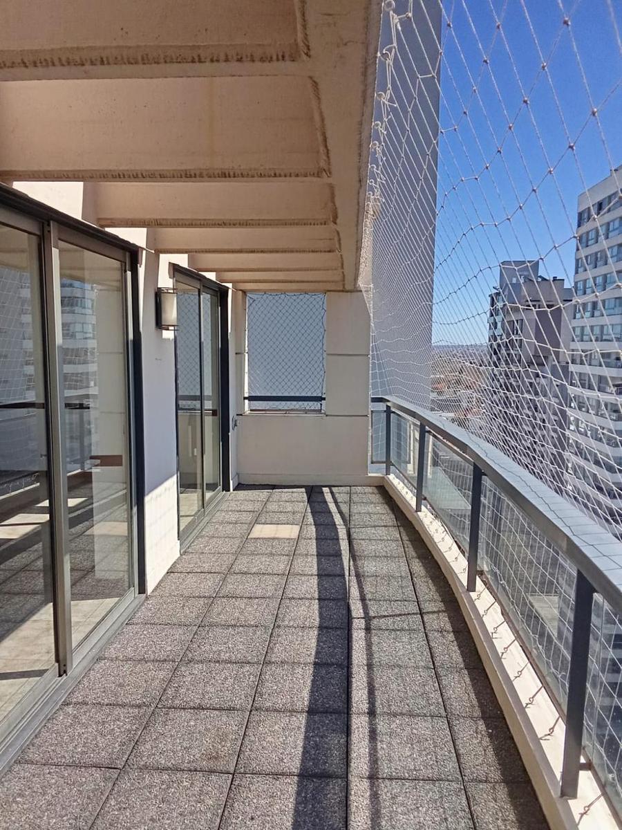 7642617_25783498936912311694998445885585909057964197221116792901572586189033945131351