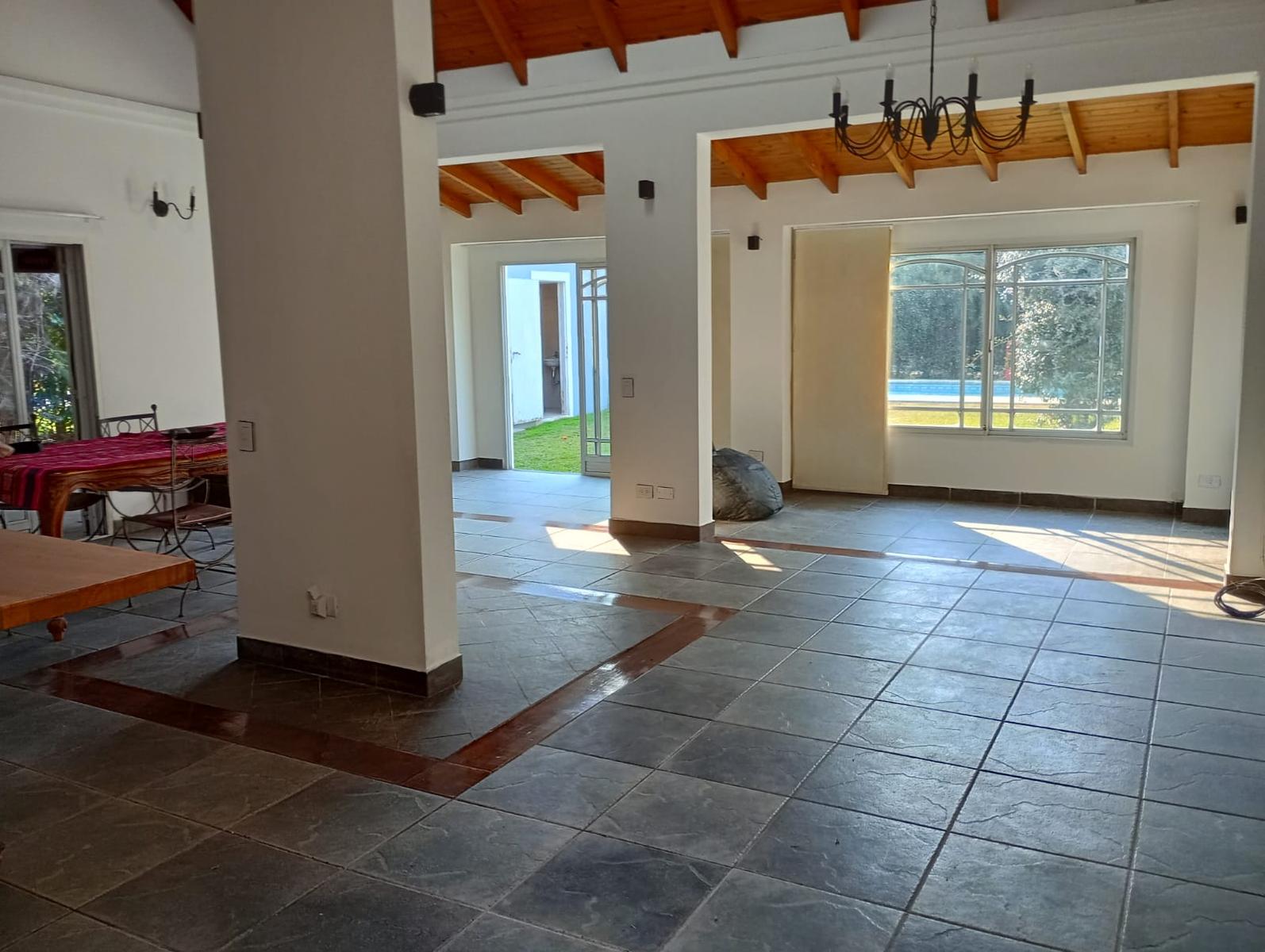 7657231_82001692172295673740570914563349887975740055610010757862344882620264740425205