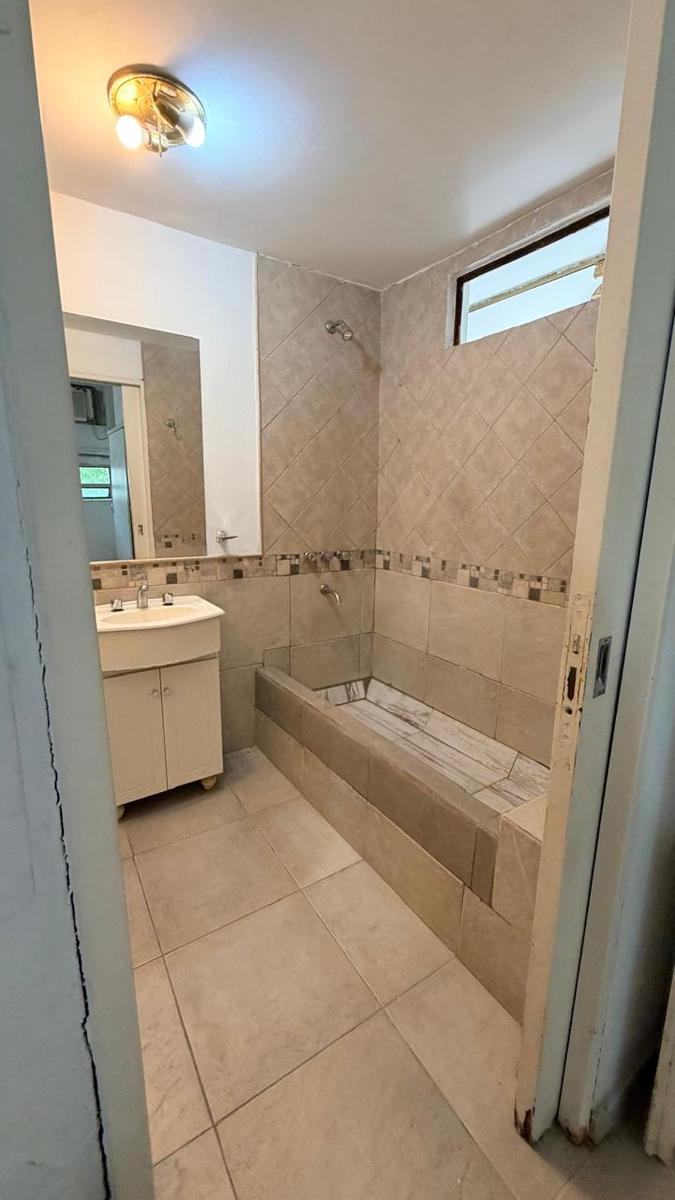 7712528_52009781975863012289184105961683558307796676262959271423294119759867018585892