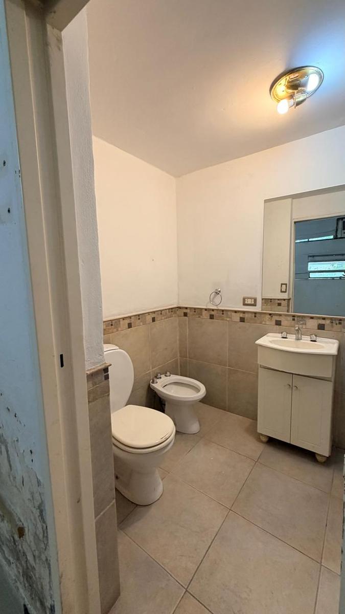 7712528_72677062204280903860404616225092812237185967258279534542140088442190291806695