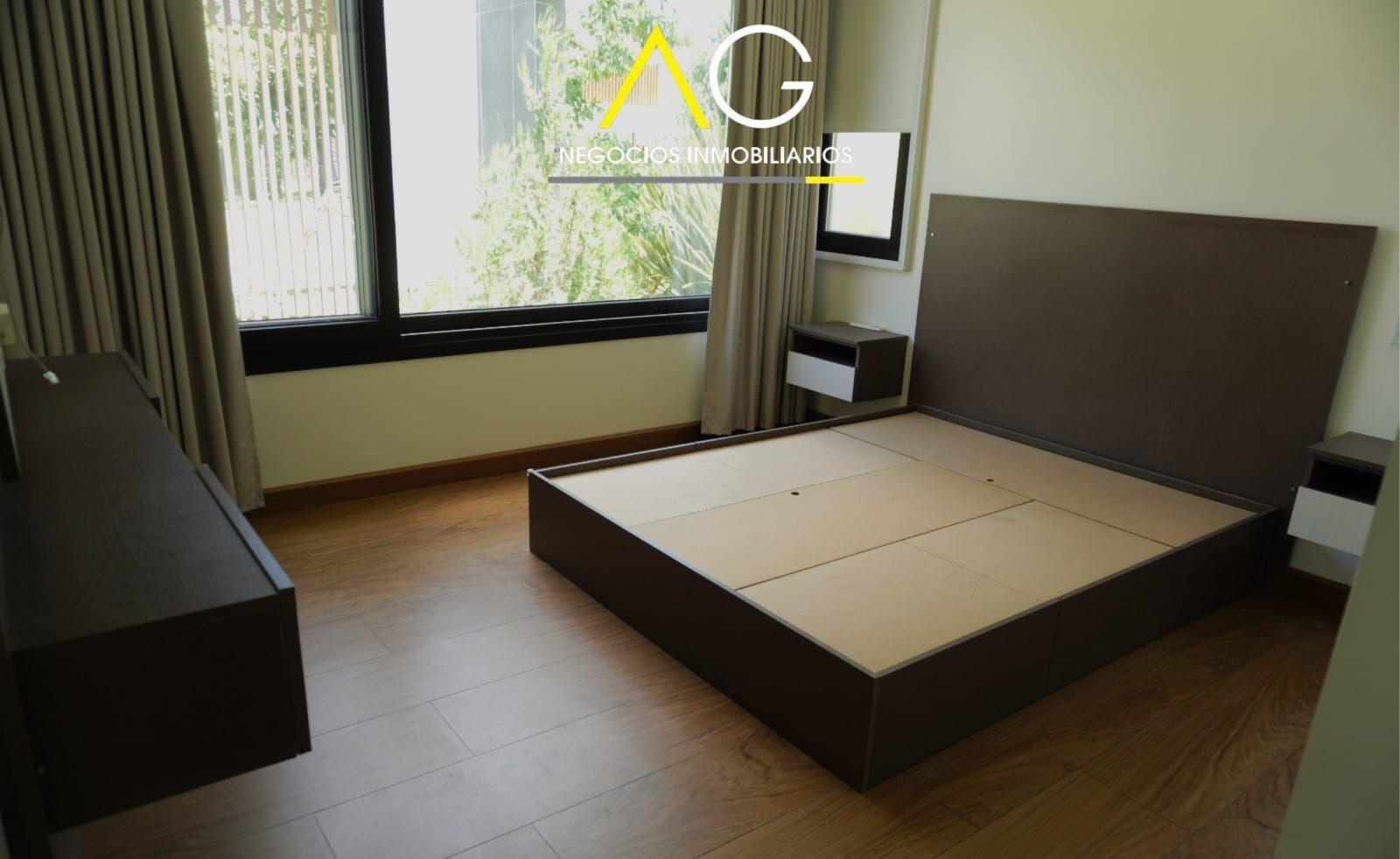 7887877_85403288838151631335972932433479211730174417803353853602326362944555736686306